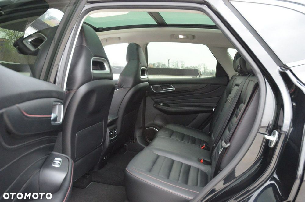 MG HS 1.5T-GDI Luxury - 38