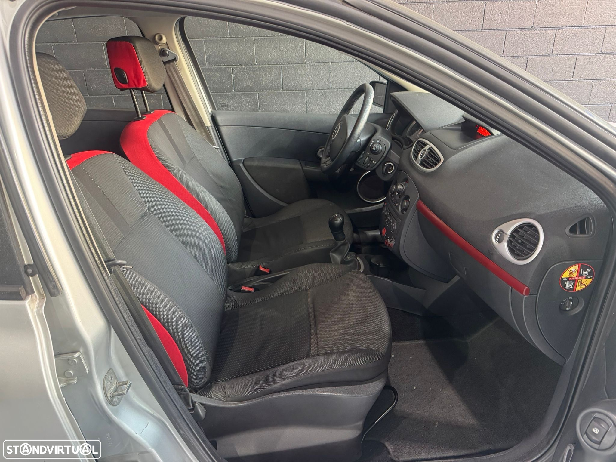 Renault Clio 1.5 dCi Rip Curl II - 11