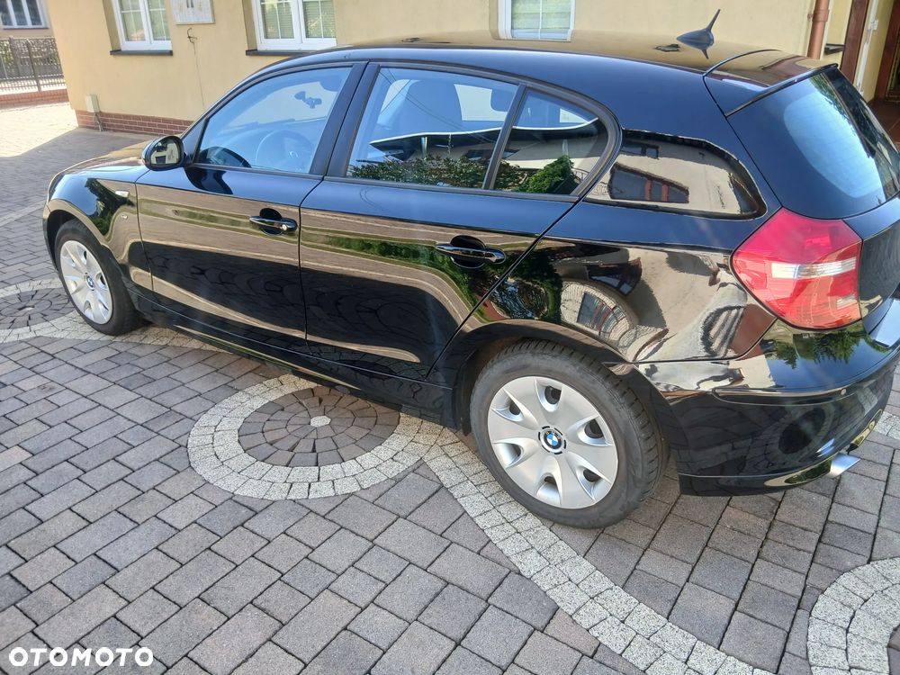 BMW Seria 1 120d - 10