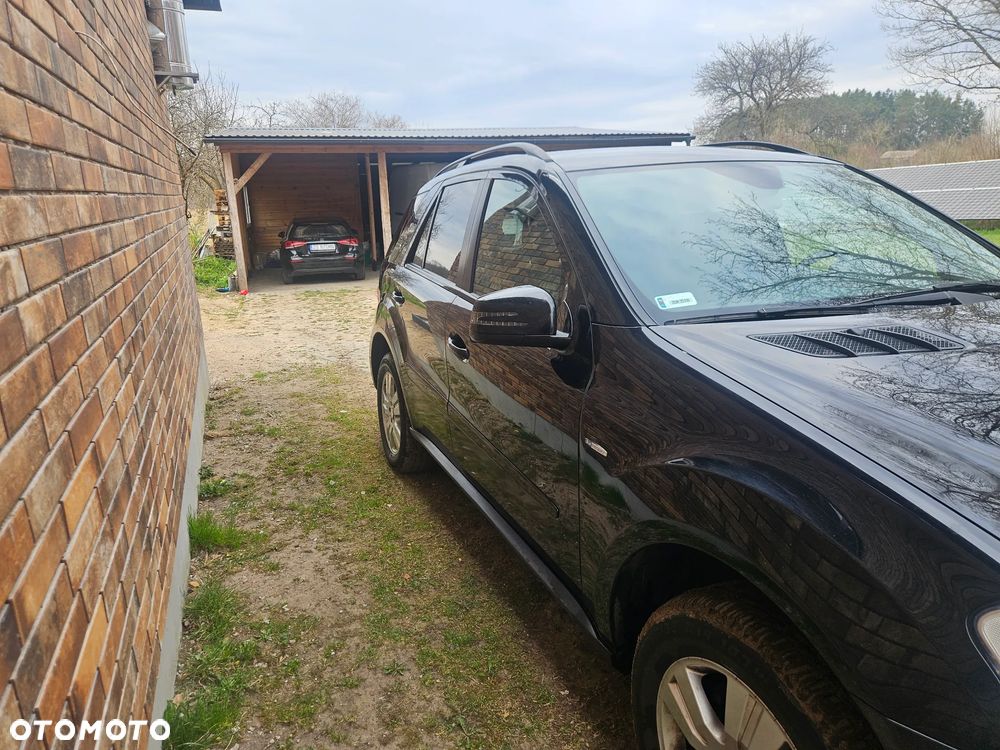 Mercedes-Benz ML - 2