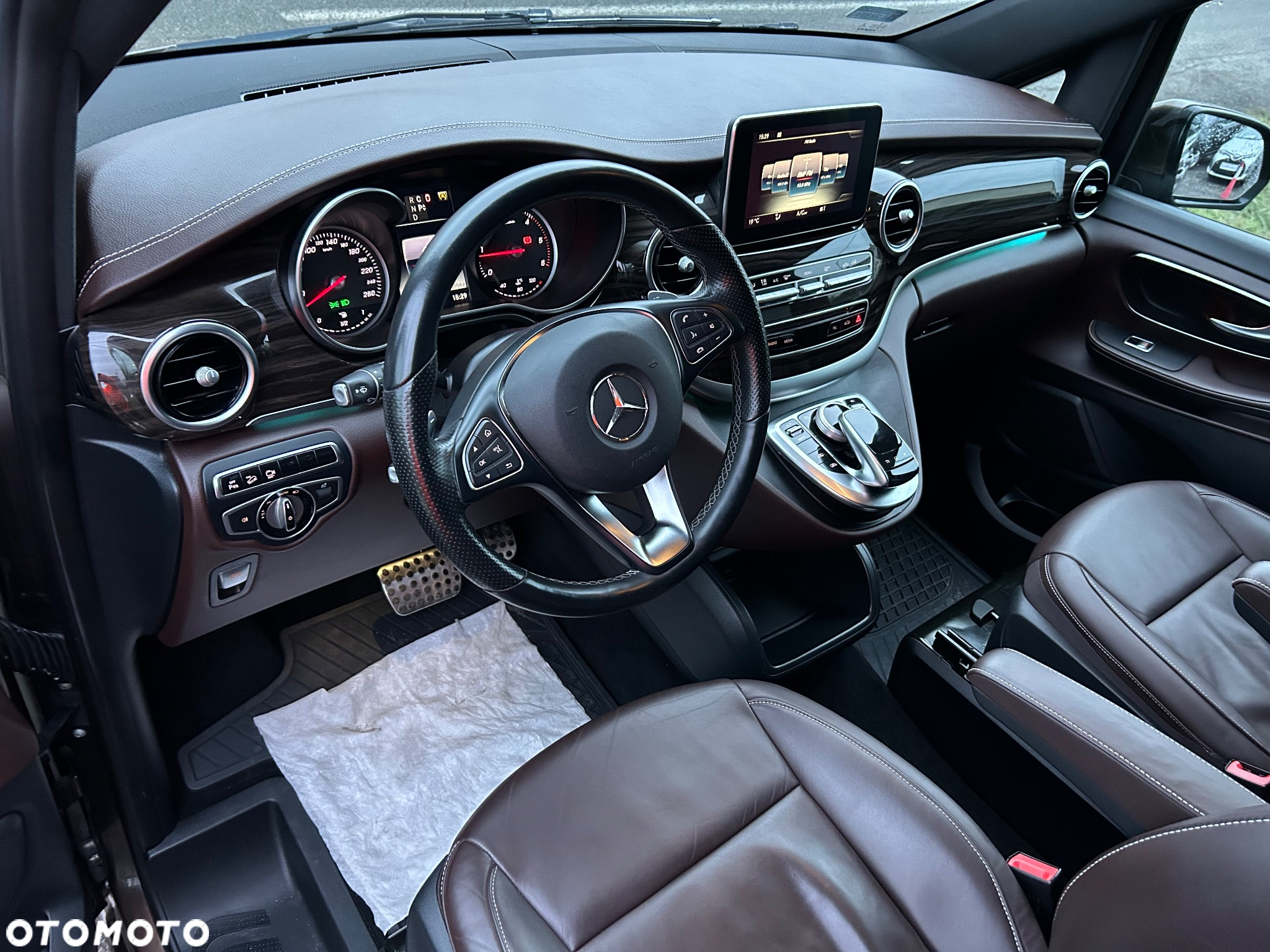 Mercedes-Benz Klasa V 250 d 4-Matic 7G-Tronic (d³ugi) - 23