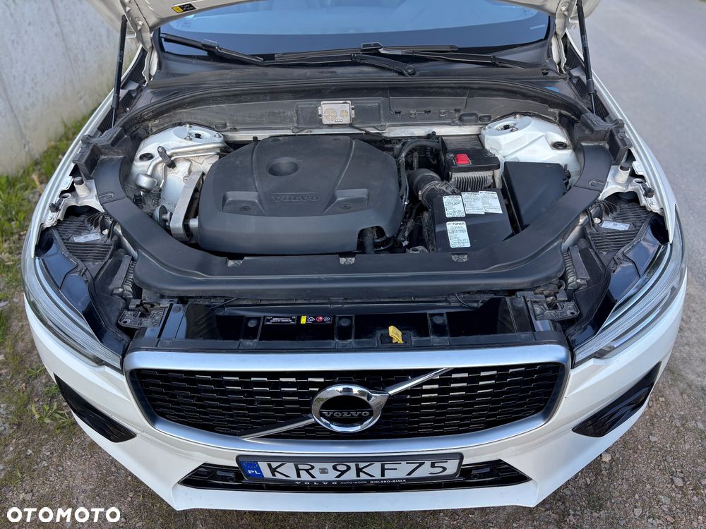 Volvo XC 60 T4 R-Design - 23
