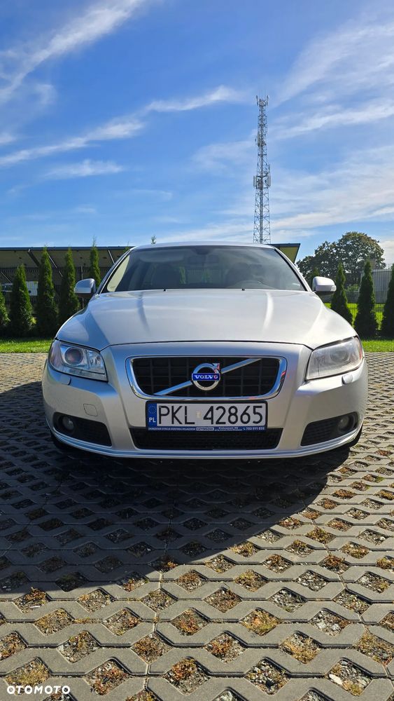 Volvo V70 - 2