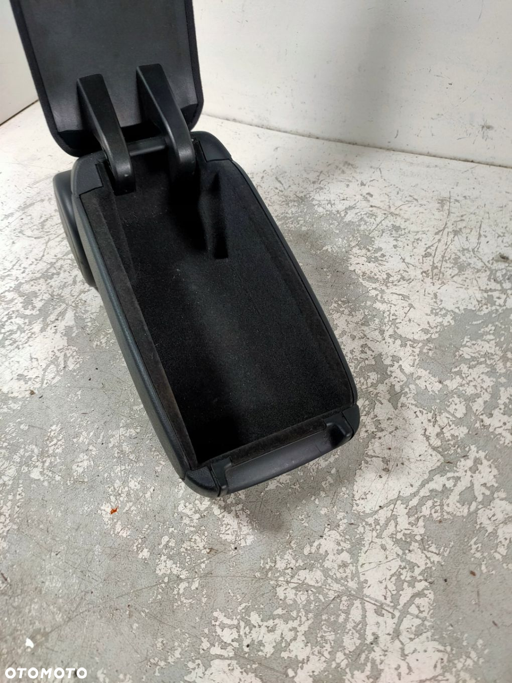 PODŁOKIETNIK MATERIAŁOWY AUDI A3 8P 8P0864207B - 4