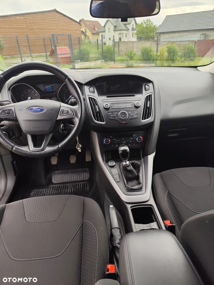 Ford Focus 1.0 EcoBoost Trend - 8