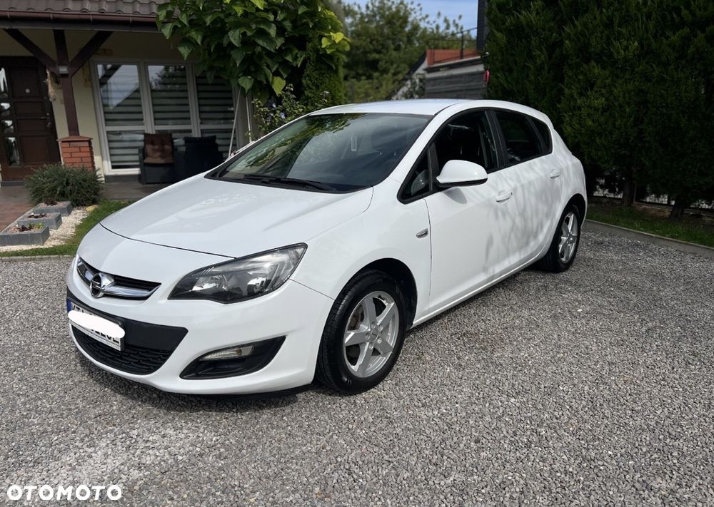 Opel Astra - 1