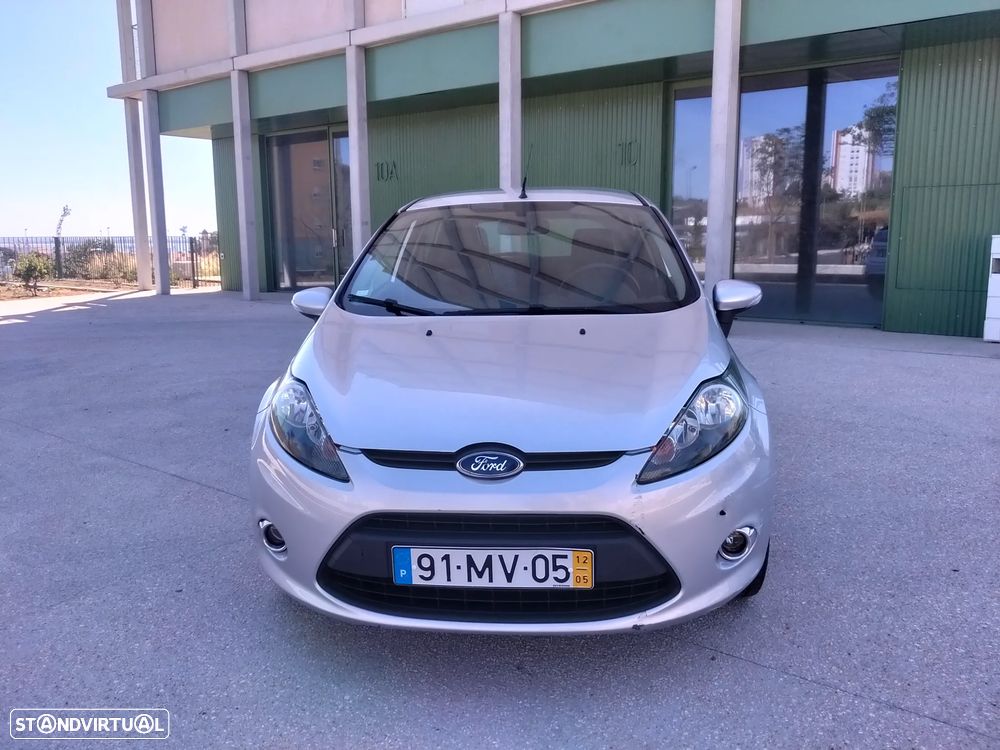 Ford Fiesta 1.4 TDCI Techno 104g - 1