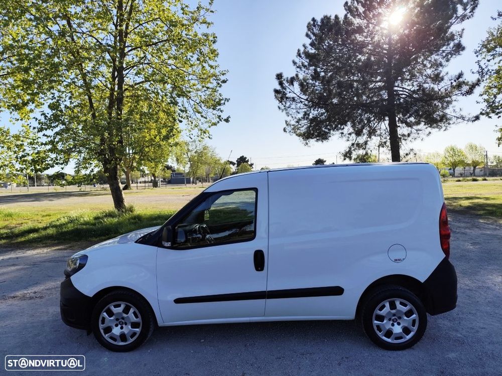 Fiat Doblo Cargo - 37