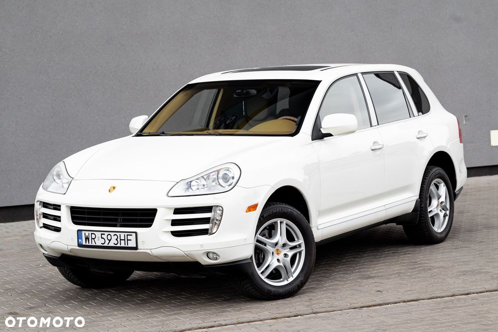 Porsche Cayenne - 2