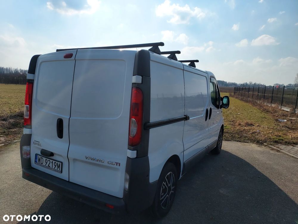 Opel VIVARO - 2