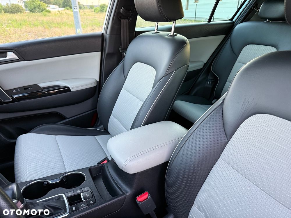 Kia Sportage 2.0 CRDI 184 AWD Platinum Edition - 20