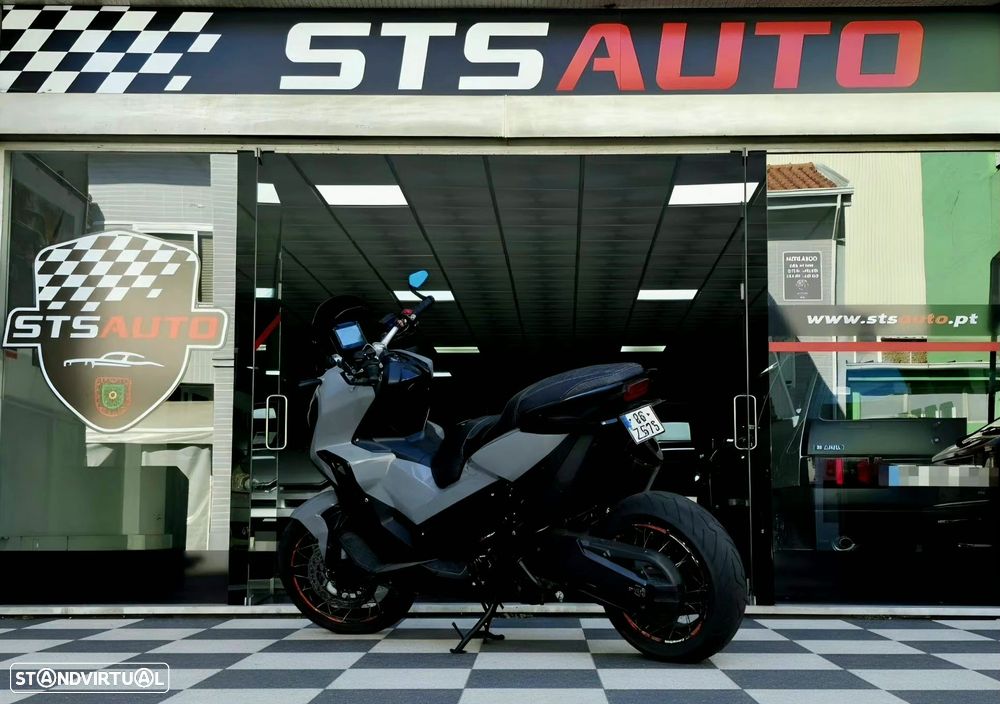Honda X-ADV ADV750 - 51