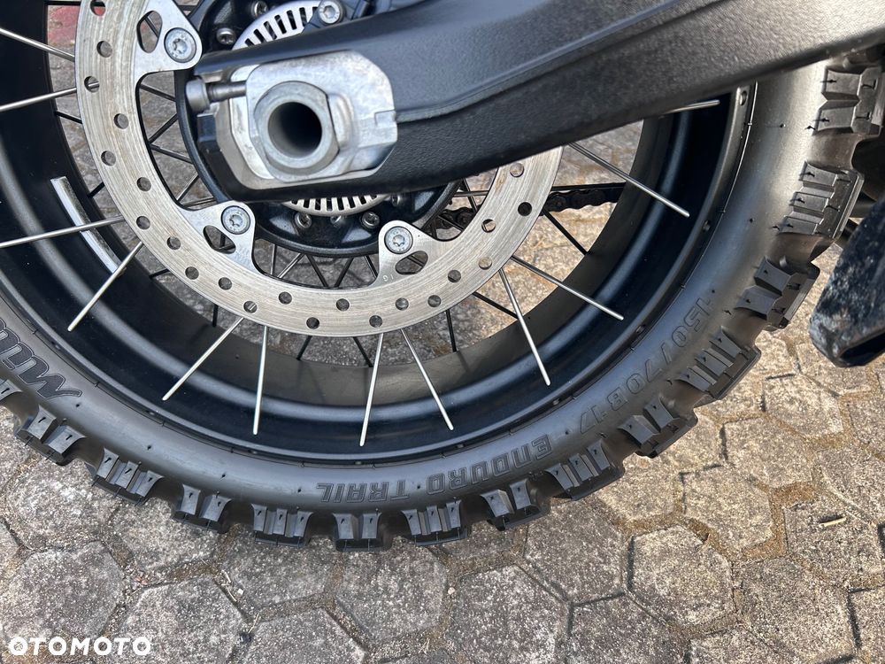 BMW GS - 12