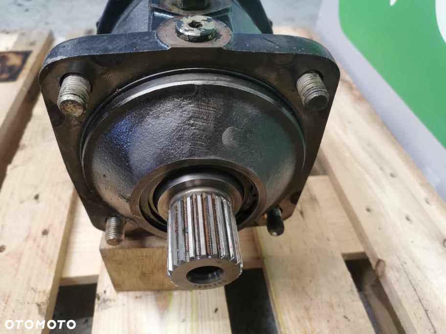 Silnik jazdy Deutz-fahr 26.6 Agrovector {Rexroth A6VM107DA1} - 12