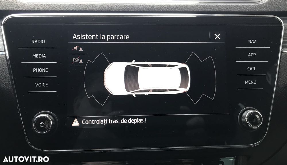 Skoda Superb 2.0 TDI 4X4 DSG Style - 31