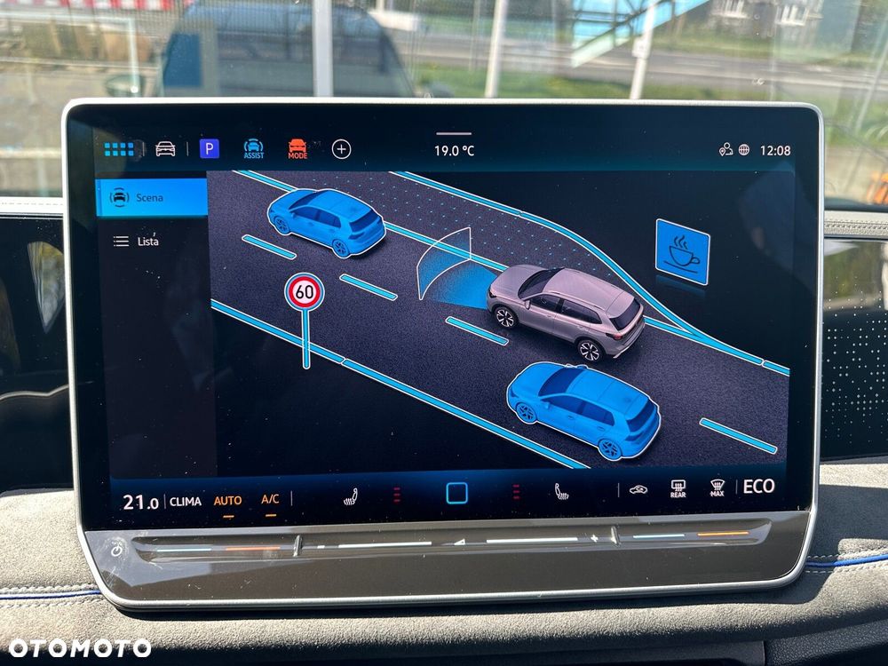 Volkswagen Tiguan - 25