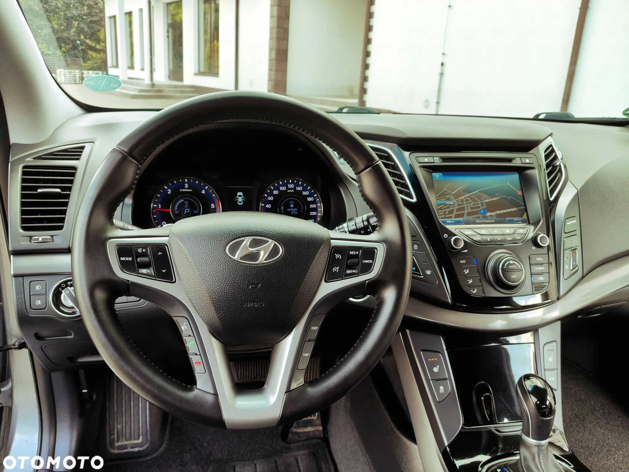Hyundai i40 i40cw 1.7 CRDi Automatik Premium - 29
