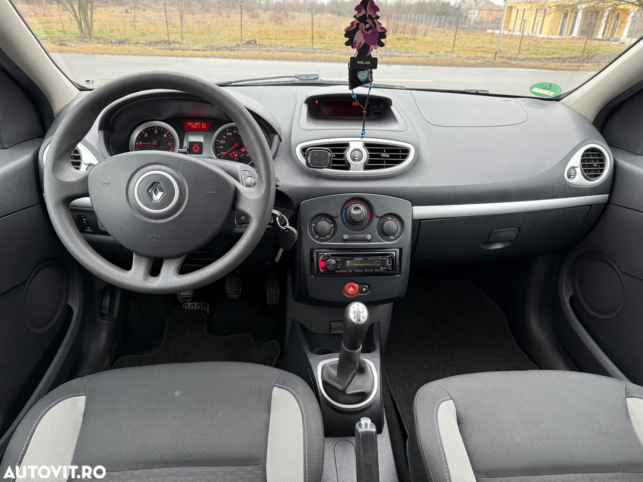 Renault Clio III 1.5dCi Dynamique - 4