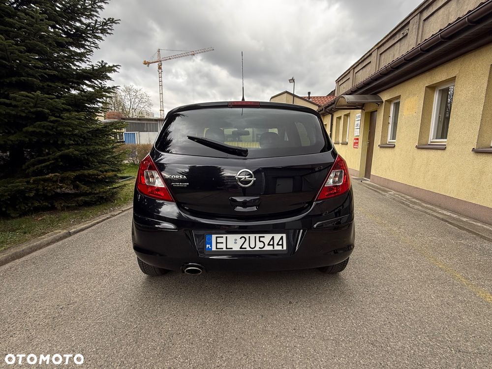 Opel Corsa 1.4 16V Satellite - 7
