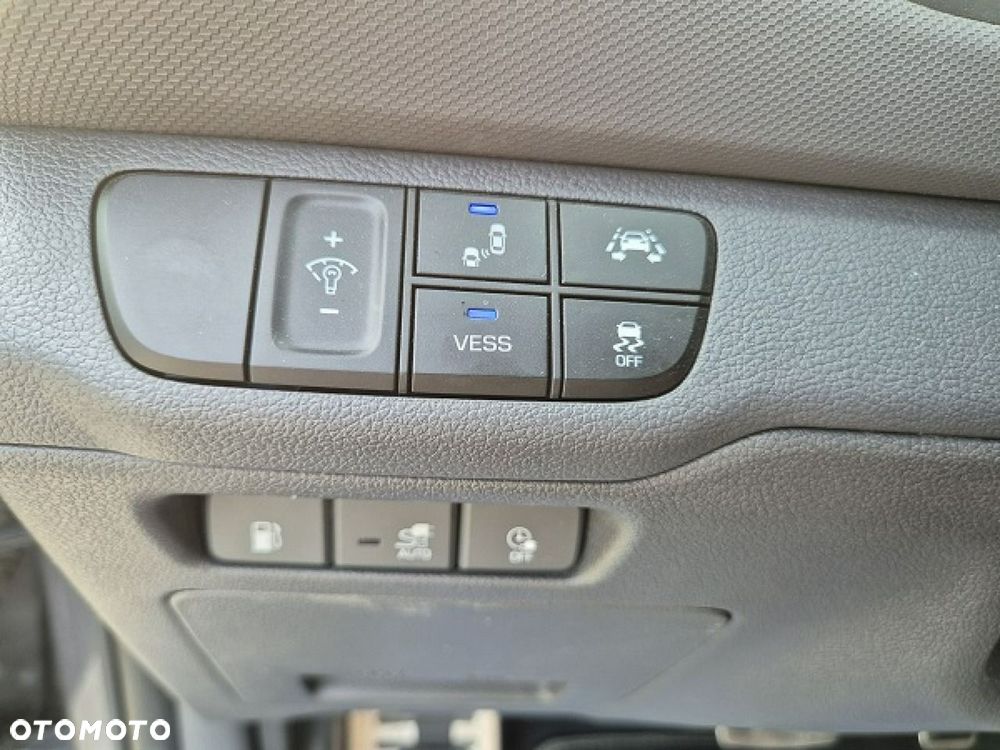 Hyundai IONIQ - 25