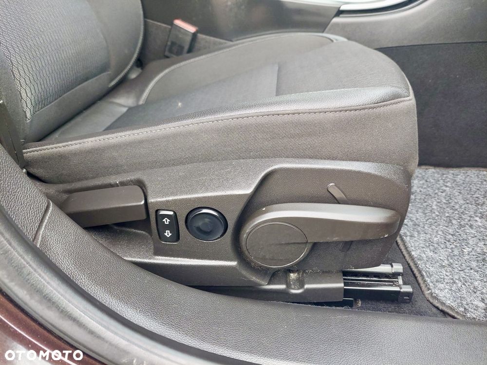 Opel Insignia 1.6 T Executive - 15