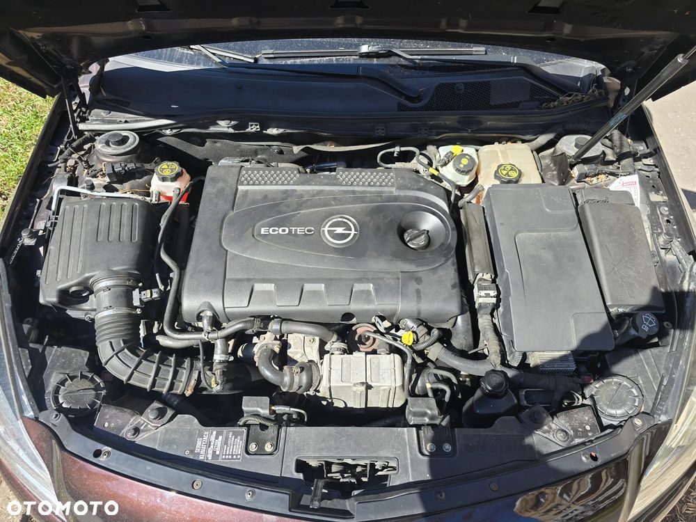 Opel Insignia - 24