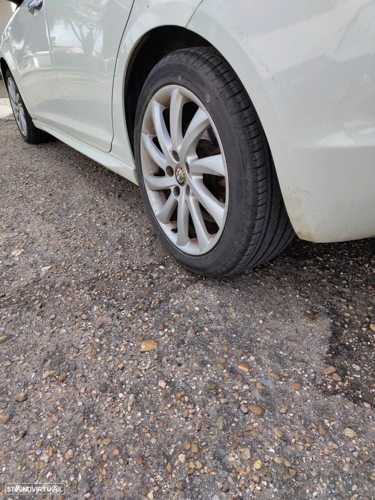 Alfa Romeo Giulietta 1.6 JTDm Progression - 13