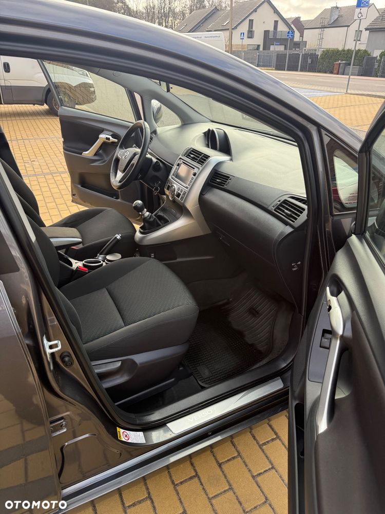 Toyota Verso 1.6 Travel - 16