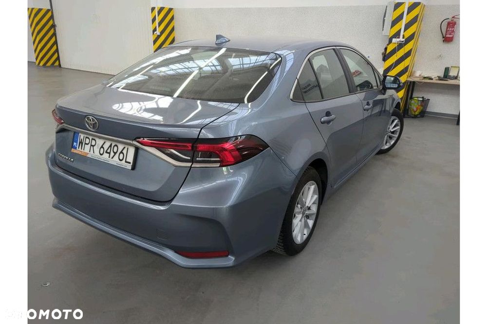 Toyota Corolla - 3