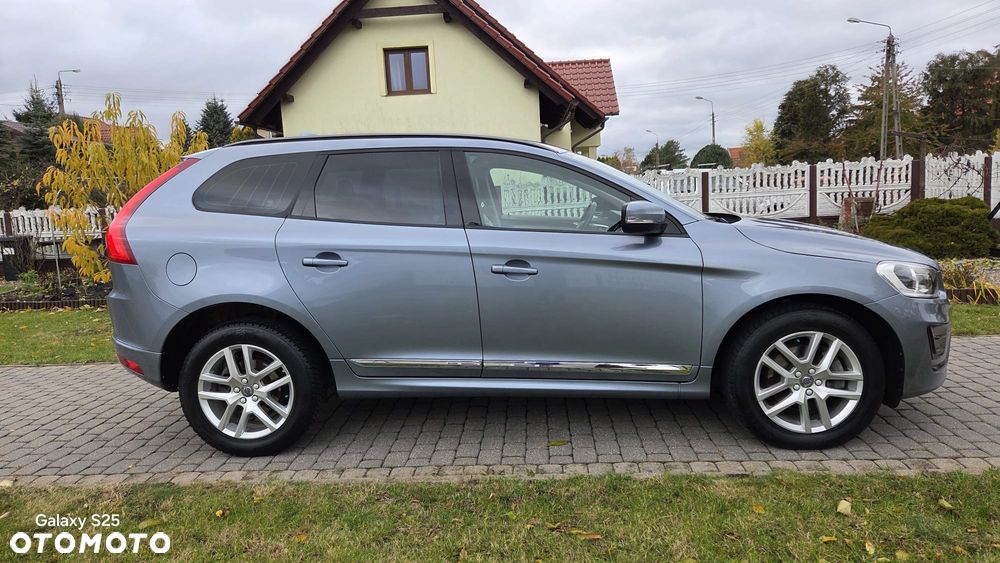 Volvo XC 60 T5 Geartronic Momentum - 3