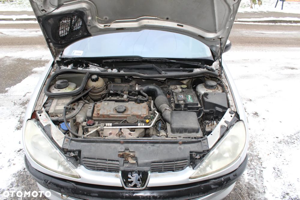 Peugeot 206 - 6