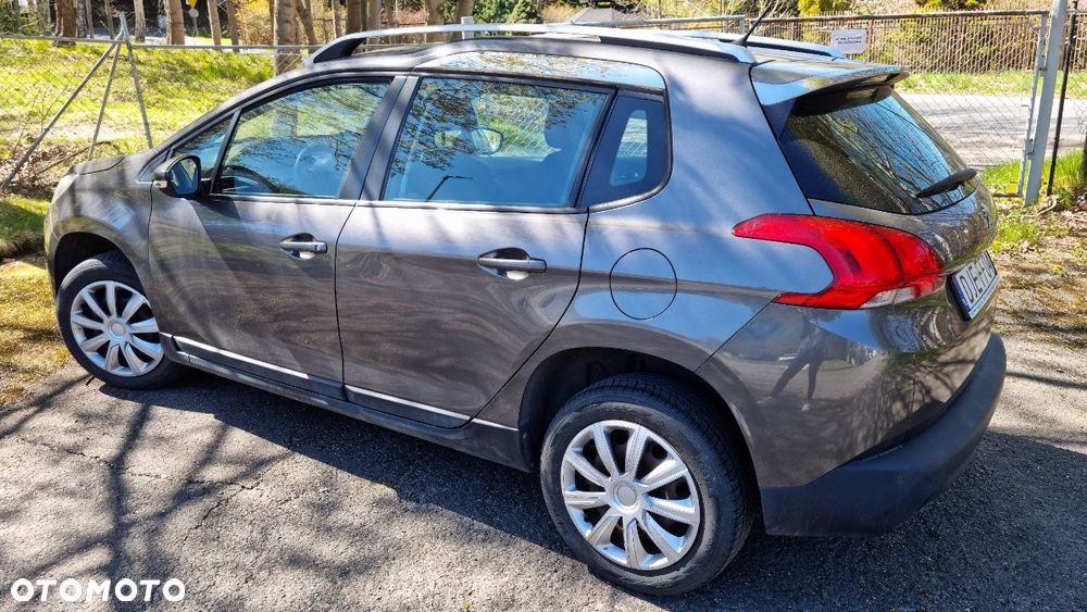 Peugeot 2008 - 13