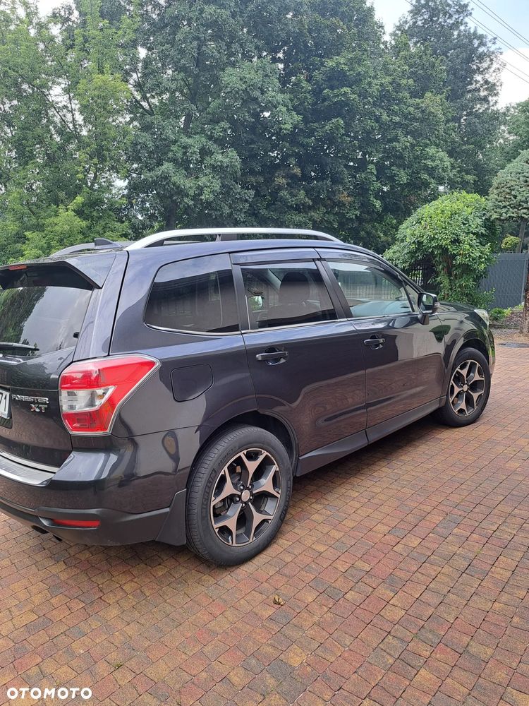 Subaru Forester 2.0 XT Platinum Lineartronic - 4