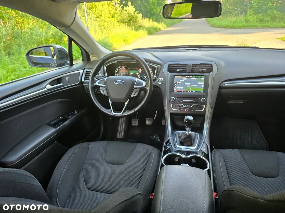 Ford Mondeo 2.0 EcoBlue Titanium - 25