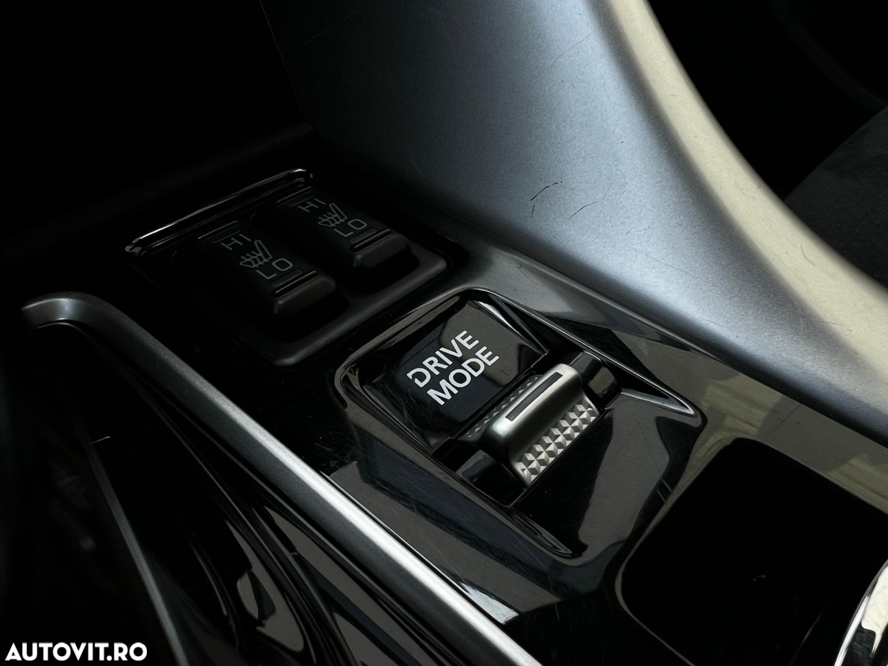 Mitsubishi Eclipse-Cross - 17