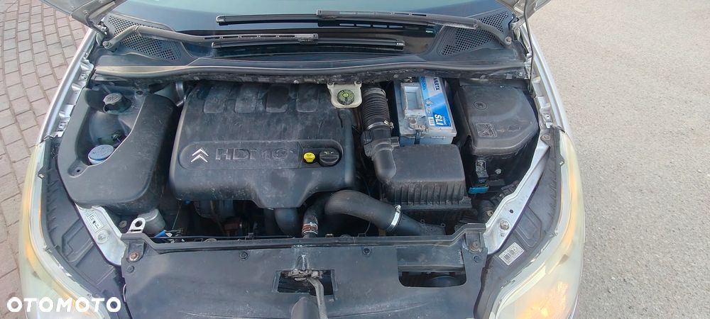 Citroën C4 2.0 HDi Exclusive - 22