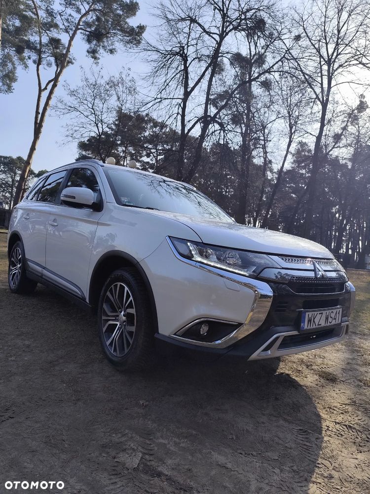 Mitsubishi Outlander - 15