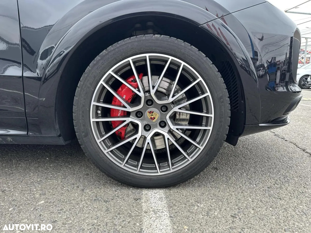 Porsche Cayenne GTS Tiptronic S - 20