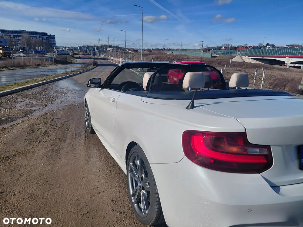 BMW Seria 2 M240i - 11