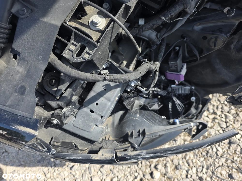 Renault Megane ENERGY dCi 165 EDC BOSE EDITION - 6