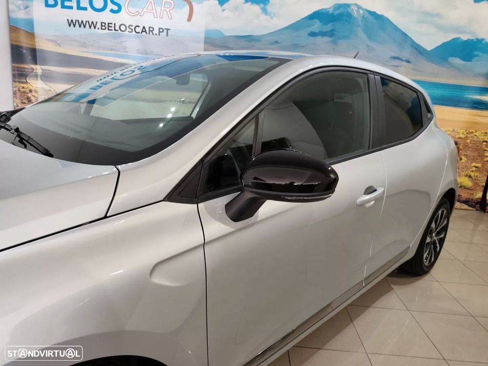 Renault Clio 1.0 TCe Intens — fotografia 7