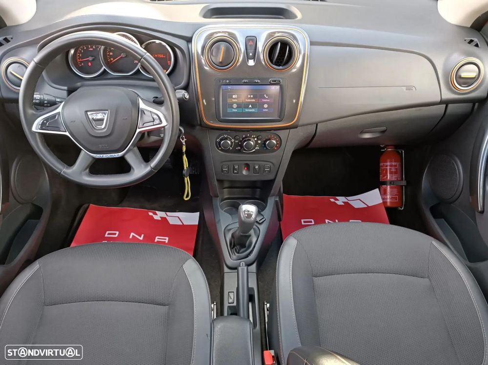 Dacia Sandero Stepway TCe 90 Easy-R S&S Celebration - 17