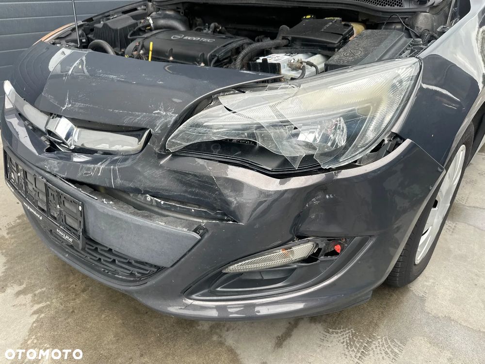 Opel Astra 1.6 Enjoy - 10