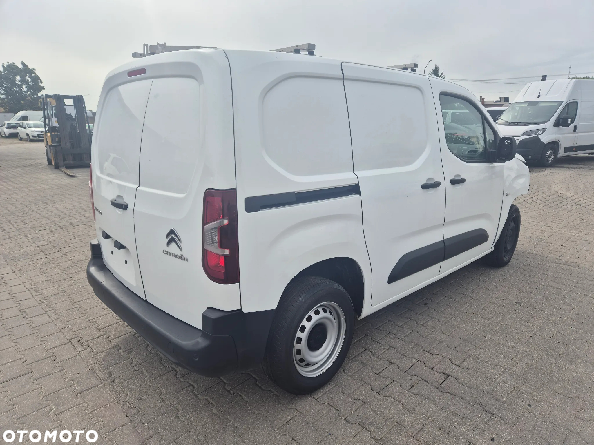 Citroën BERLINGO - 5