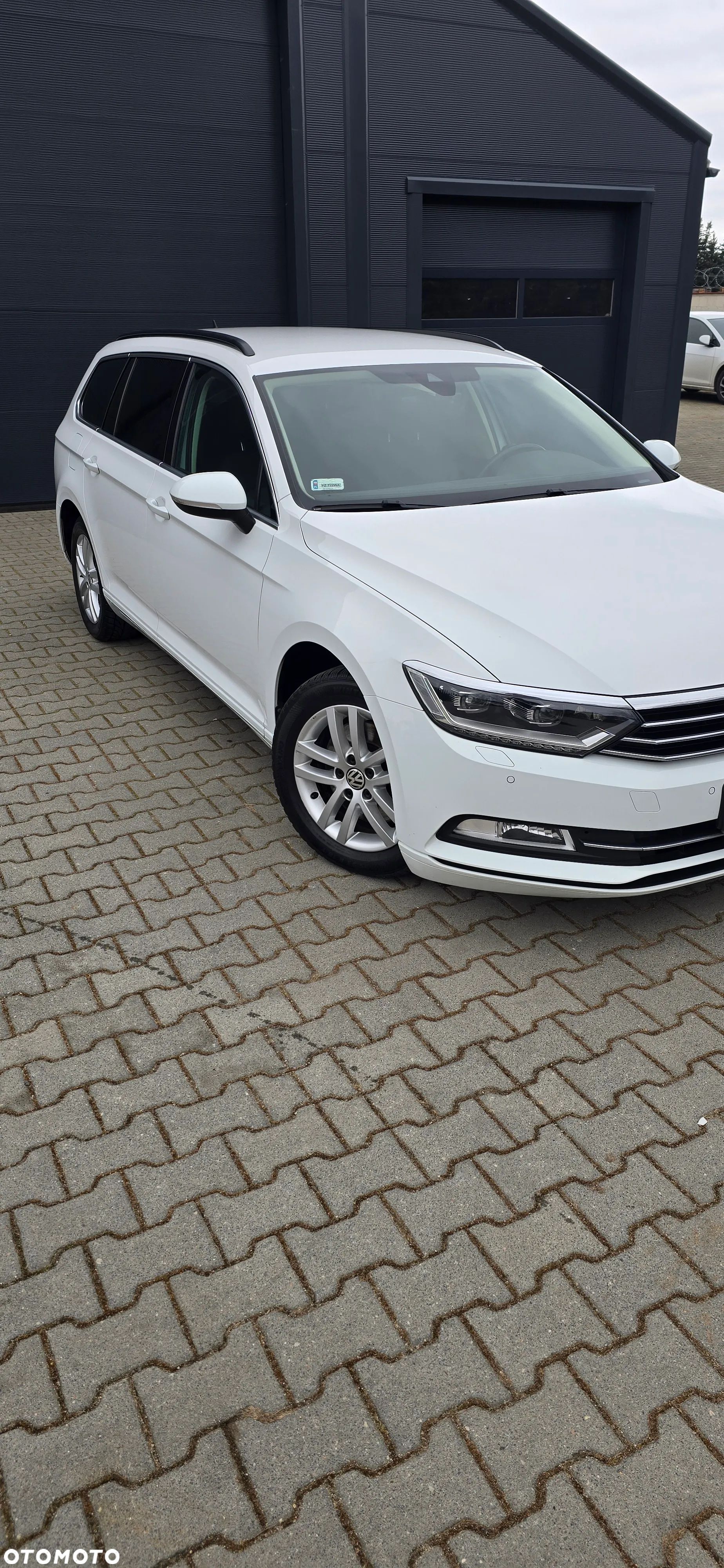 Volkswagen Passat 2.0 TDI BMT Comfortline DSG - 1