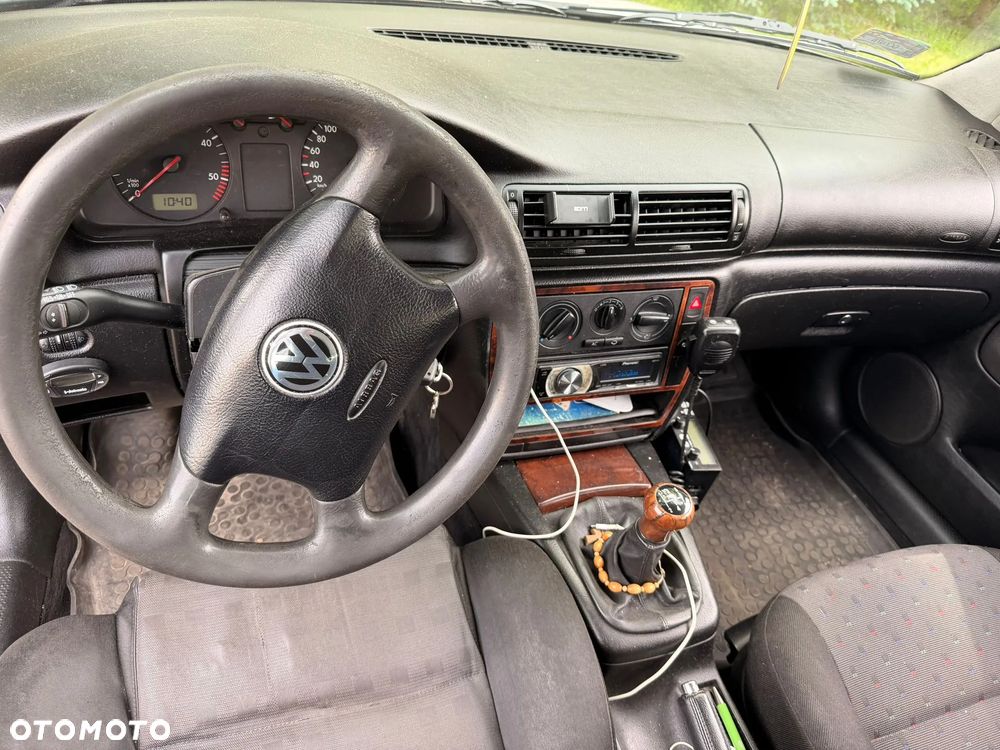 Volkswagen Passat 1.9 TDI CL - 3