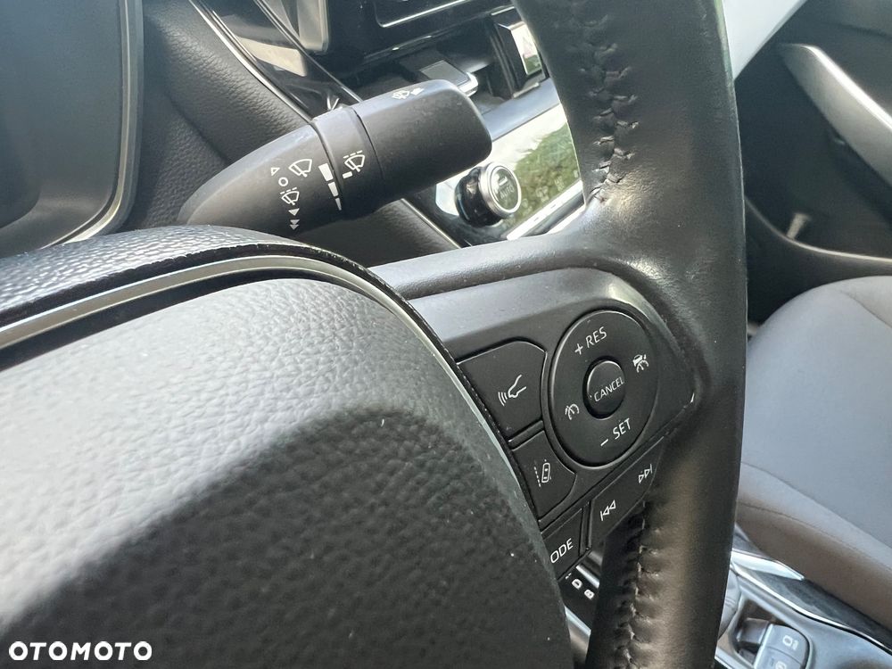 Toyota Corolla 1.8 Hybrid Active - 17
