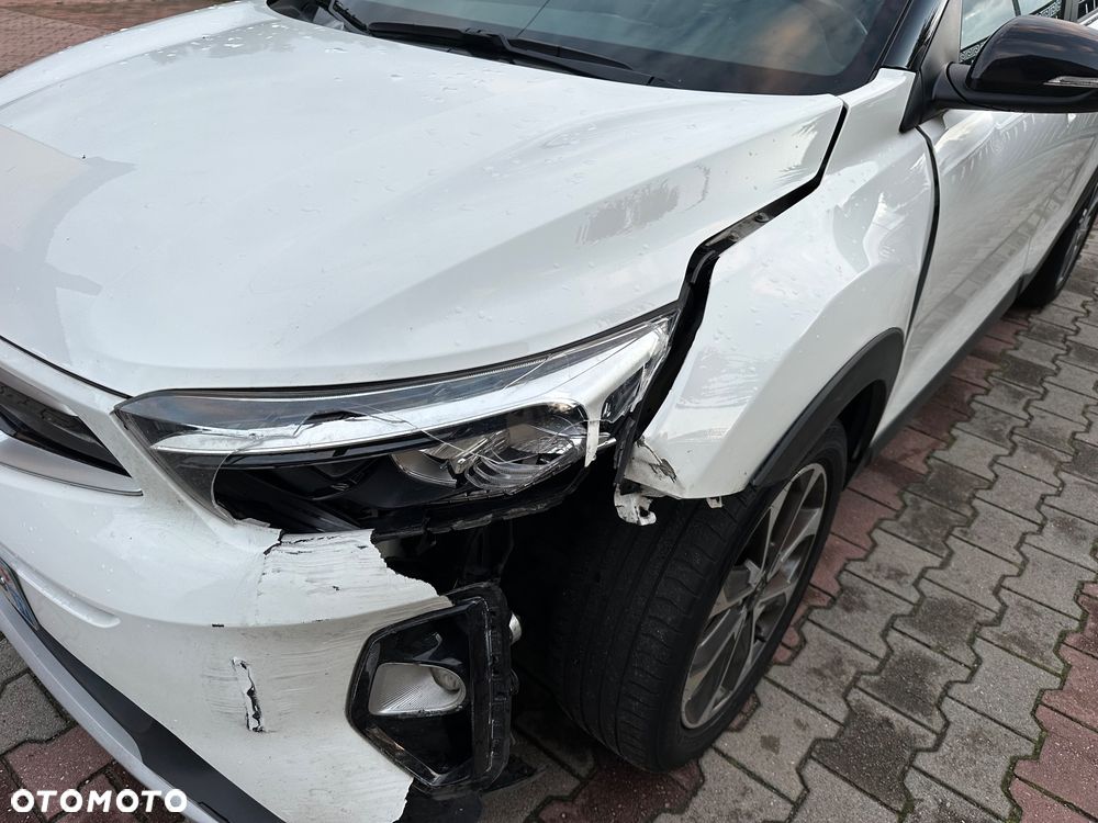 Kia Stonic - 10