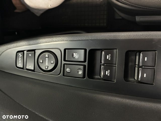 Hyundai Tucson 1.6 GDi Comfort 2WD - 23