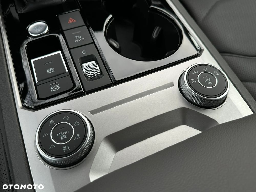 Volkswagen Touareg 3.0 V6 TFSI 4Motion - 32